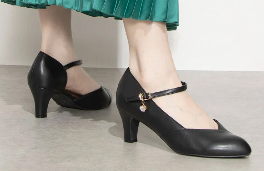 自社企画から生産・OEM・オリジナルブランド販売まで